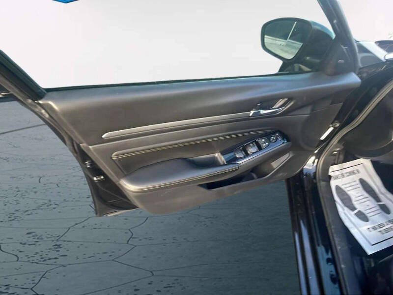 2021 Nissan Altima 2.5 SV