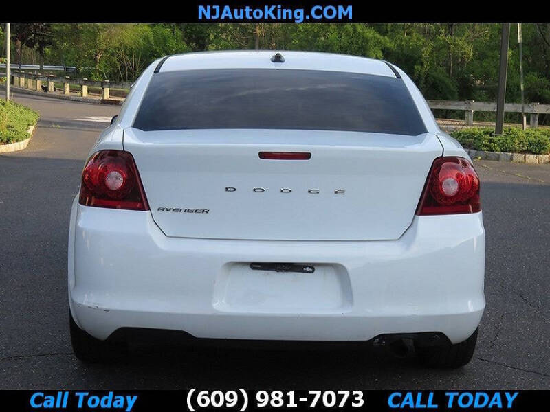 2013 Dodge Avenger SE