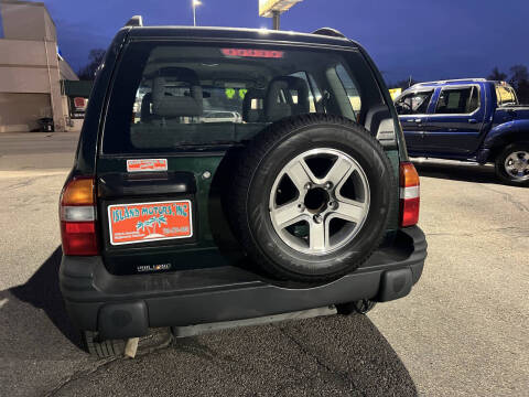 2004 Chevrolet Tracker