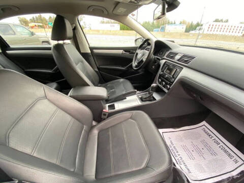 2012 Volkswagen Passat SE PZEV