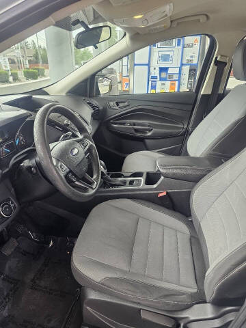 2017 Ford Escape S