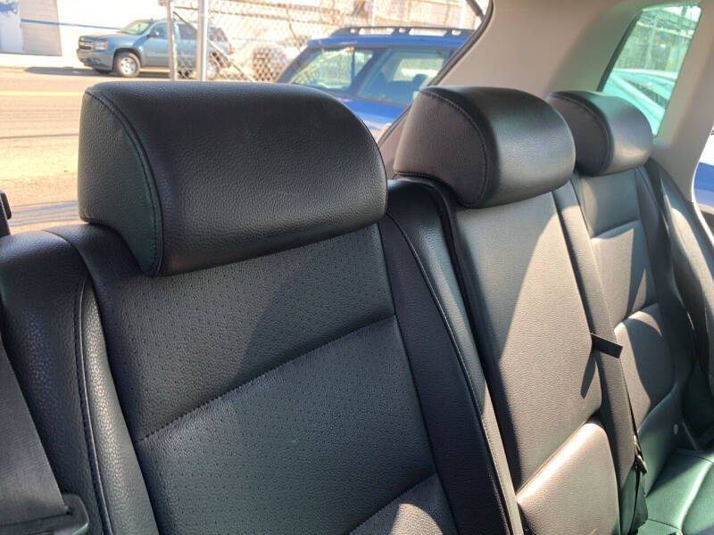 2011 Volkswagen Tiguan SEL 4Motion