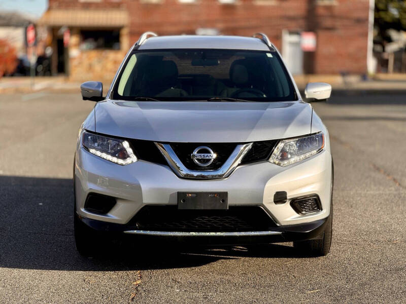 2014 Nissan Rogue SV photo 3