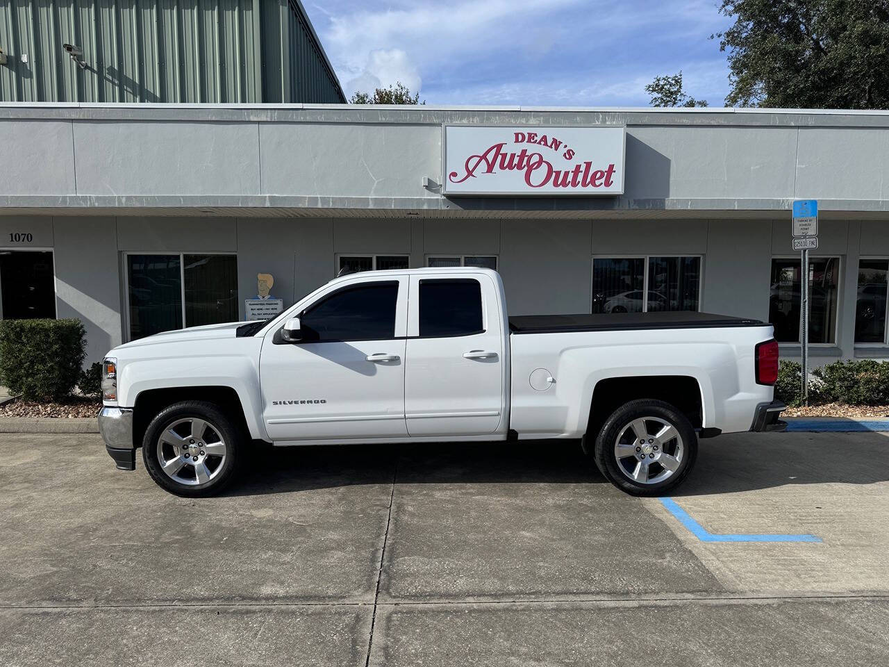 2018 Chevrolet Silverado 1500 for sale at Deans Auto Outlet in Ormond Beach, FL