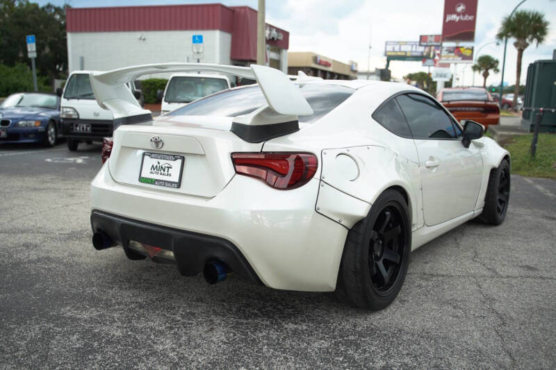 2013 Scion FR-S