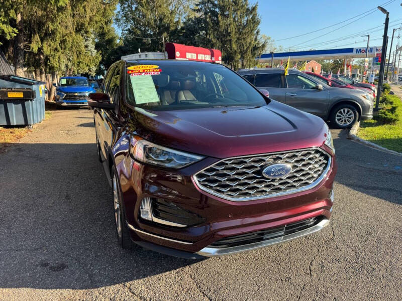 2022 Ford Edge Titanium
