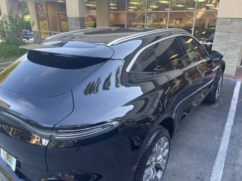 2022 Aston Martin DBX