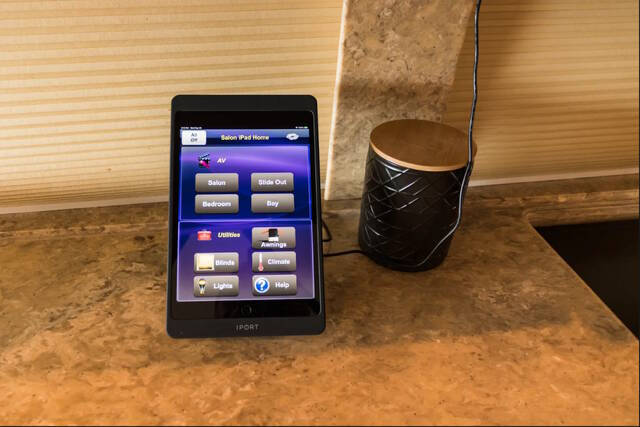 2008 Prevost Marathon XL45