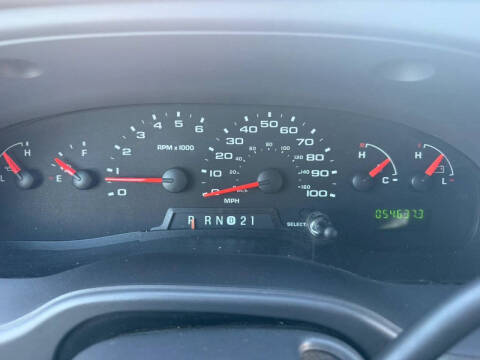 2006 Ford E-Series E-350 SD XLT