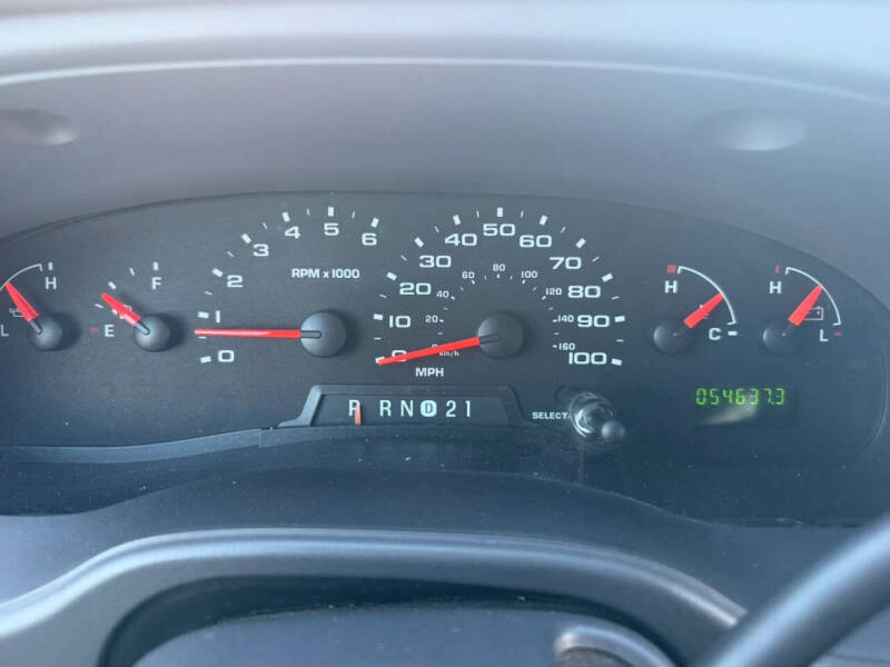 2006 Ford E-Series E-350 SD XLT