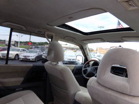 2002 Mitsubishi Montero Limited