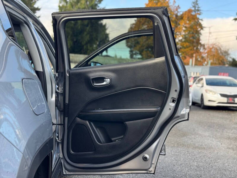 2017 Jeep Compass Sport