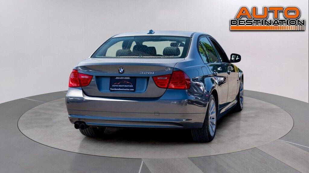 2011 BMW 3 Series for sale at Auto Destination in Puyallup, WA