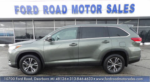 2019 Toyota Highlander for sale at Ford Road Motor Sales in Dearborn MI