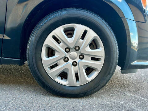 2016 Dodge Grand Caravan American Value Package