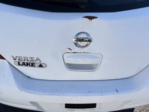 2011 Nissan Versa 1.8 S