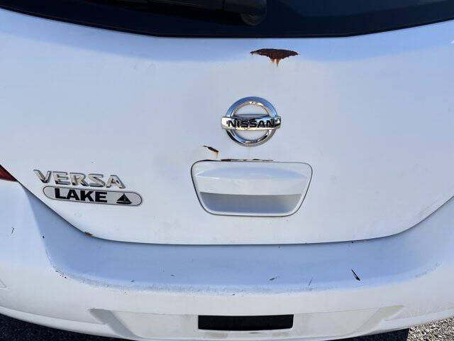 2011 Nissan Versa 1.8 S