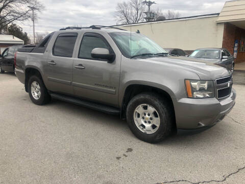 2007 Chevrolet Avalanche for sale at Auto Target in O'Fallon MO