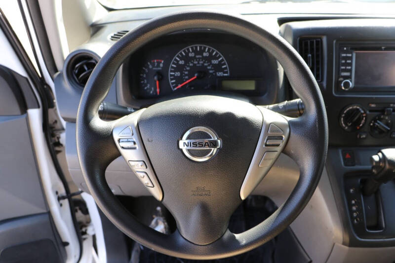 2019 Nissan NV200 SV