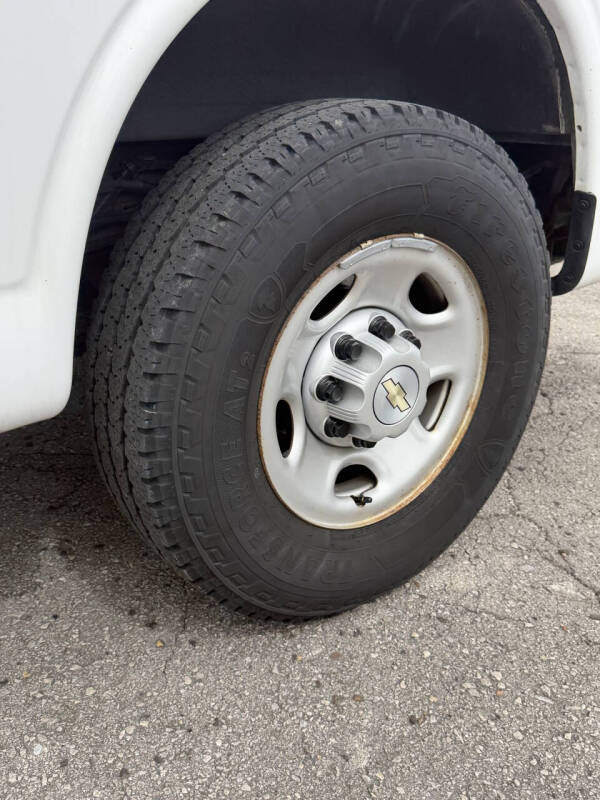 2020 Chevrolet Express 2500
