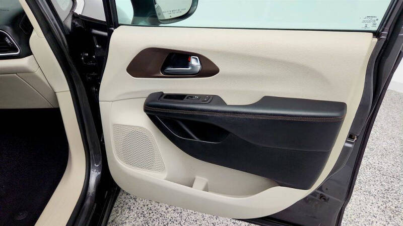 2017 Chrysler Pacifica