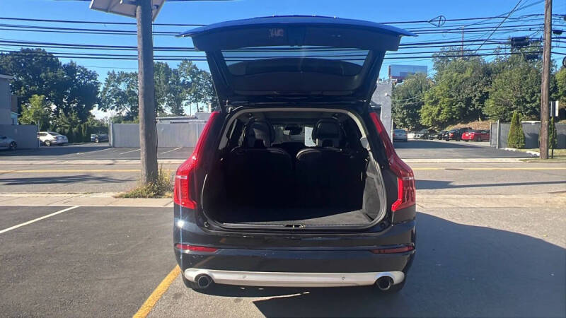 2019 Volvo XC90 T5 Momentum