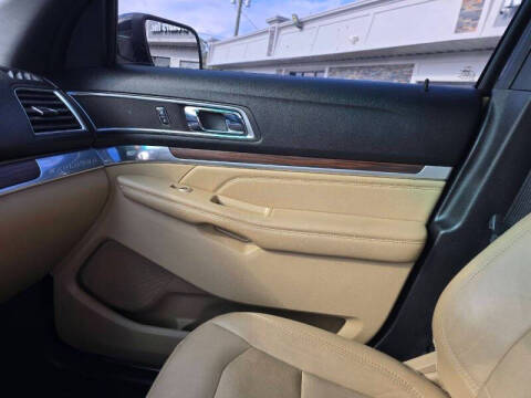 2017 Ford Explorer Limited