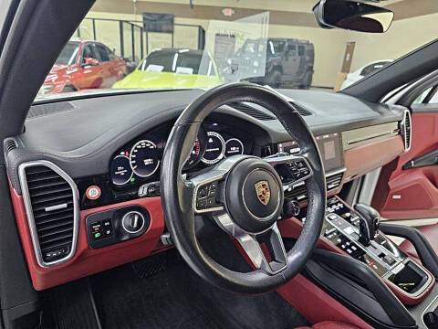 2020 Porsche Cayenne E-Hybrid