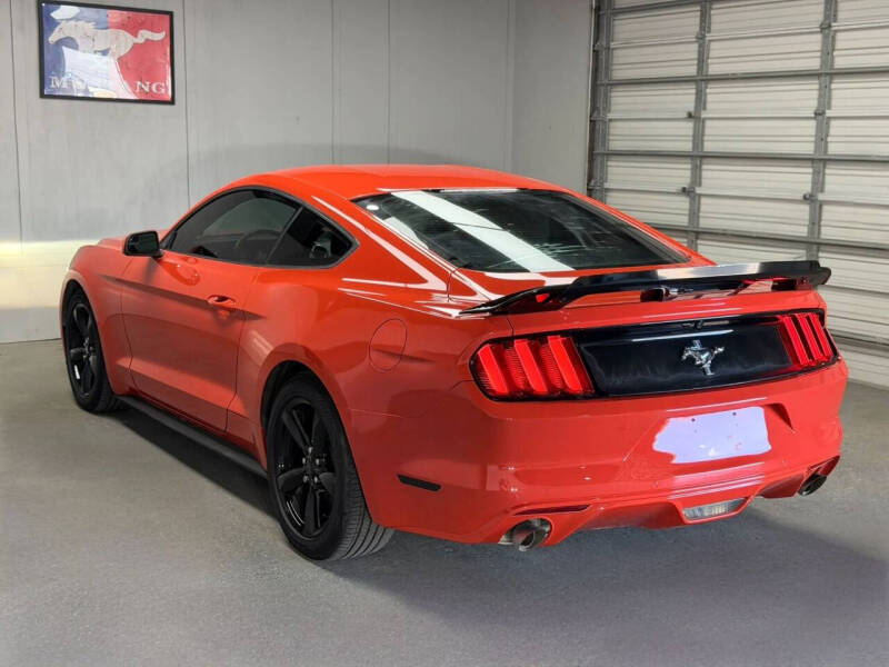2015 Ford Mustang V6