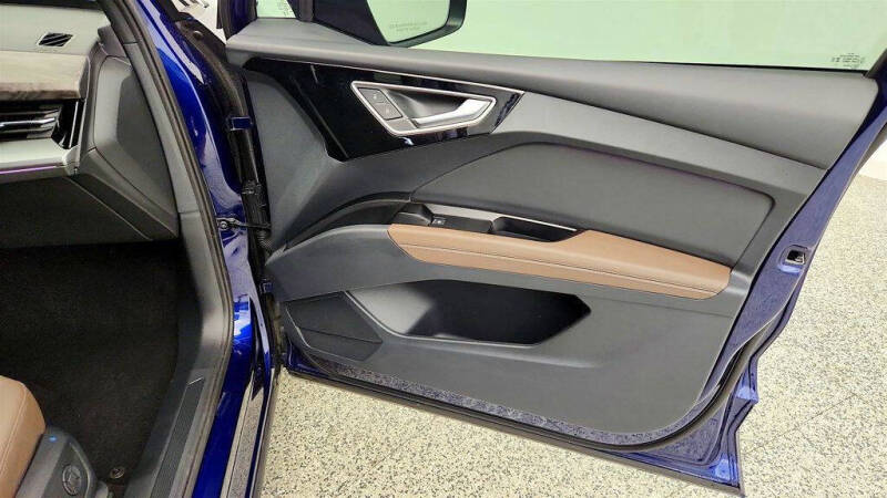 2025 Audi Q4 e-tron Premium Plus 45