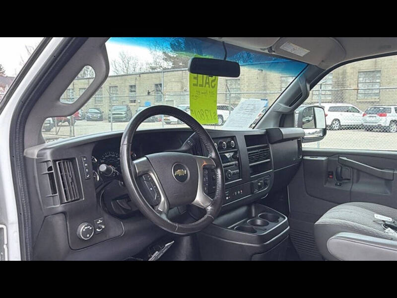2019 Chevrolet Express 2500