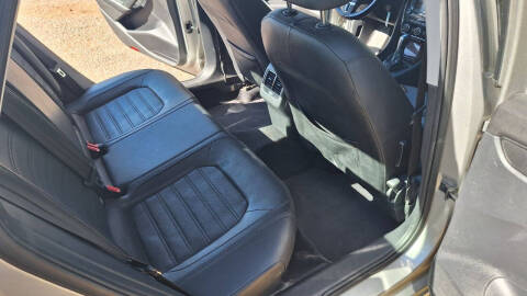 2013 Volkswagen Passat SEL