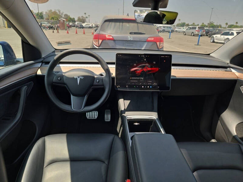 2023 Tesla Model Y Performance