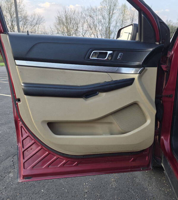 2017 Ford Explorer