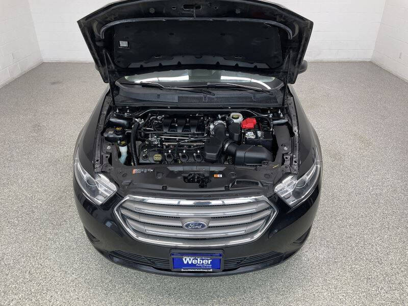 2019 Ford Taurus SE