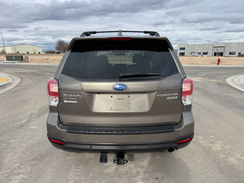 Image 7 of 2017 Subaru Forester 2.5i Touring