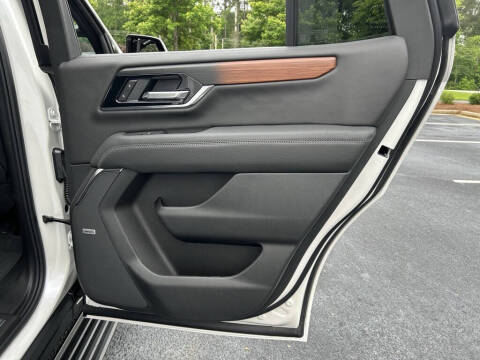 2025 GMC Yukon Denali