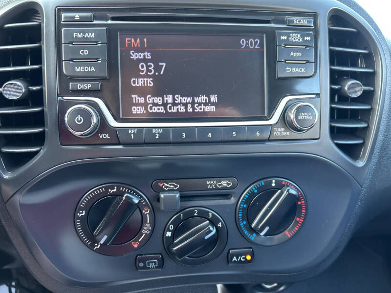 2016 Nissan JUKE SL