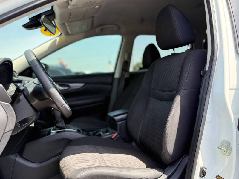 2020 Nissan Rogue