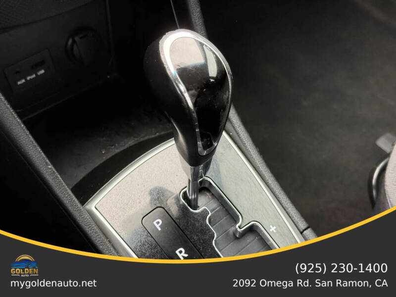 2013 Hyundai Accent SE