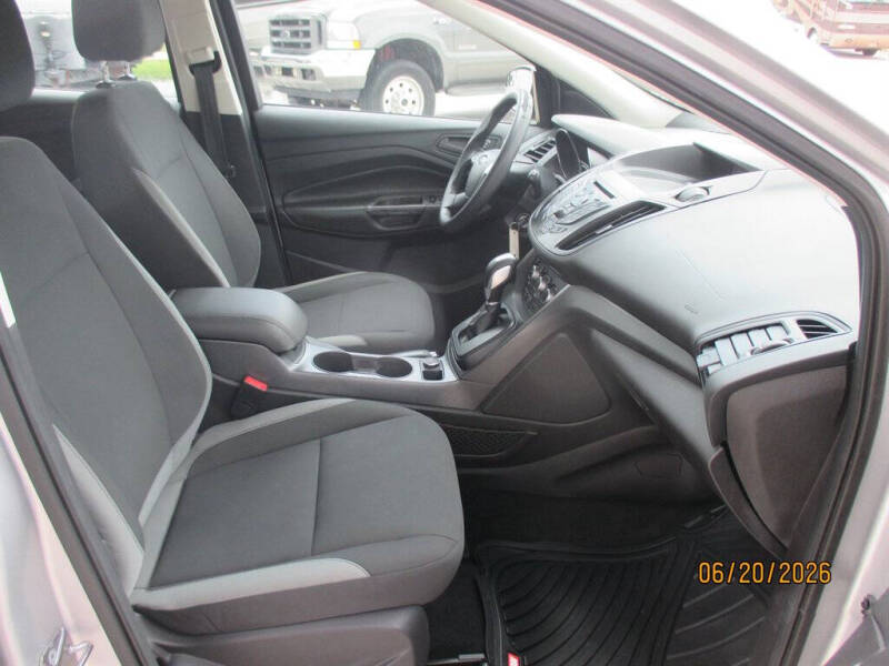 2016 Ford Escape S