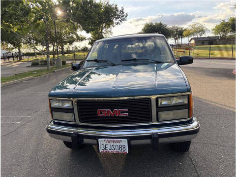 1993 GMC Suburban C2500