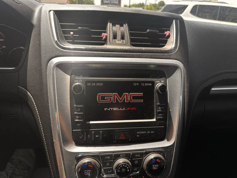 2016 GMC Acadia SLT-1