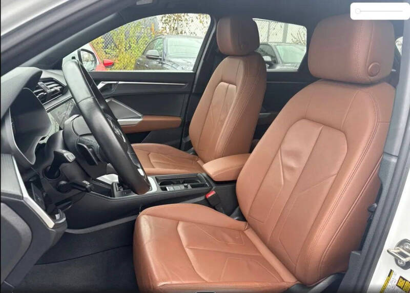 2021 Audi Q3 quattro S line Premium 45 TFSI