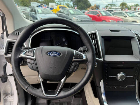 2019 Ford Edge Titanium
