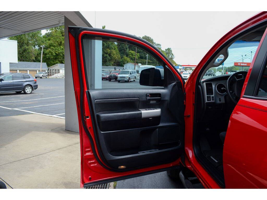 2009 Toyota Tundra for sale at EARL DUFF PRE-OWNED CENTER in Harriman, TN