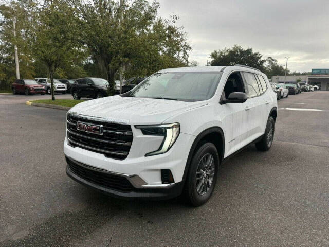 2025 GMC Acadia Elevation's photo