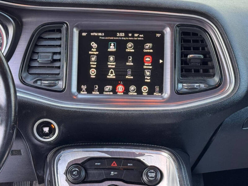 2016 Dodge Challenger SXT