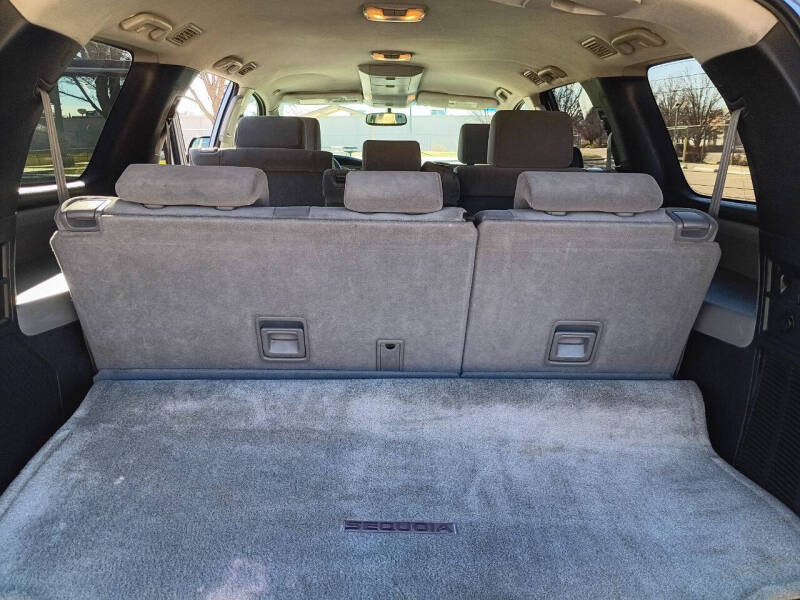 2008 Toyota Sequoia SR5