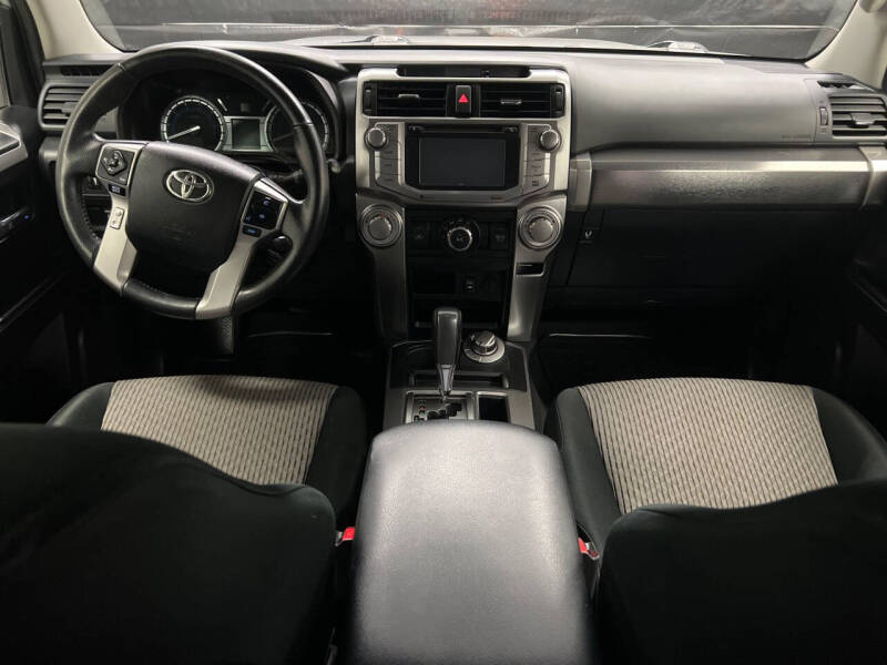 2014 Toyota 4Runner SR5